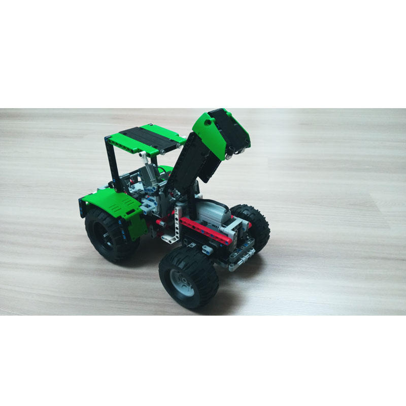 MOC-80667 Trator Agrícola Urba - Urban Farming Usa avaliação e preço